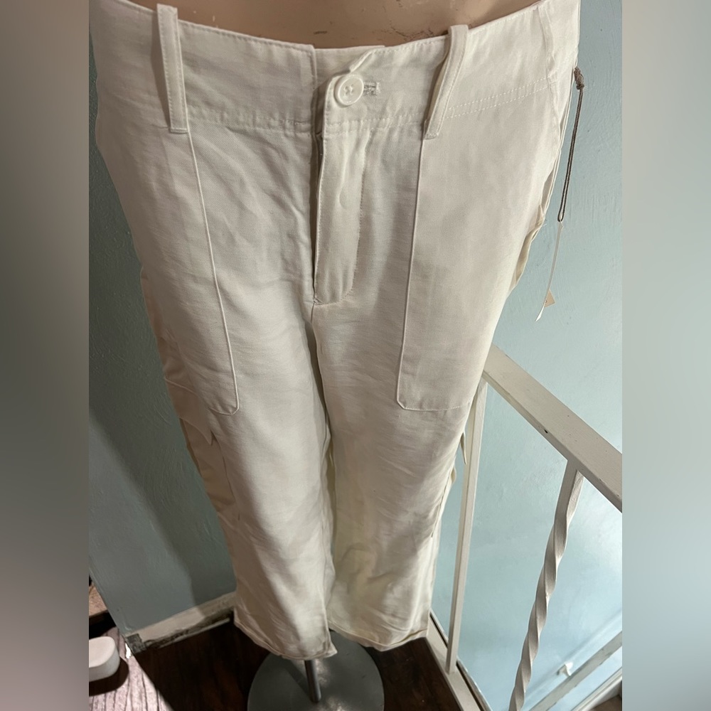 NWT off white cargo crops SIZE 4